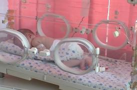 La doar 13 ani, o copilă din Neamţ a devenit mamă. Tatăl, un tânăr de 19 ani