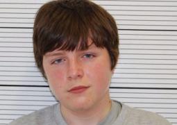 Un tânăr din Ţara Galilor a fost condamnat la închisoare pe viaţă, după ce poliţiştii au descoperit că plănuia un atac terorist la un concert al lui Justin Bieber