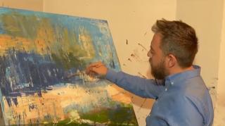 Un pictor român a cucerit inimile britanicilor. Bogdan Mihai Radu şi-a primit premiul chiar de ziua sa