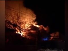 Momente de groază pentru o familie din Neamţ. O femeie a murit, după ce casa a luat foc în toiul nopţii