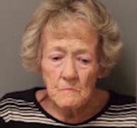 O femeie de 68 de ani din SUA a ajuns în închisoare după ce a încercat să transporte un pachet cu droguri într-un penitenciar