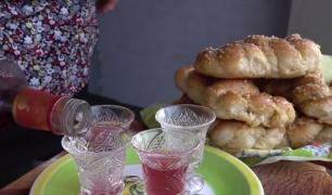 Obiceiul celor 44 de pahare. Tradiţia Sfinţilor Mucenici, respectată an de an, în toate zonele ţării