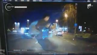 Tânăr grăbit, spulberat de o mașină în Constanța, când a traversat neregulamentar