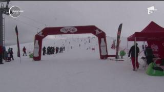 Concurs de schi pentru prichindei, pe pârtia de la Transalpina