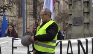 Un bistriţean, jumătate român, jumătate maghiar, a parcurs 500 de km pe jos, pentru Centenarul Marii Uniri