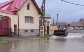 Iarna se întoarce în mijlocul primăverii! Duminică, temperaturile scad cu până la 20 de grade