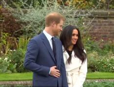 Meghan Markle o imită pe Kim Kardashian. Cum poza mai demult pe Instagram viitoarea soţie a prinţului Harry