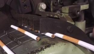 O fabrică ilegală de ţigări, condusă inclusiv de români, a fost descoperită în Irlanda