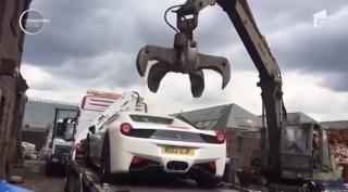 Poliţia britanică nu glumeşte cu maşinile găsite fără acte în regulă!