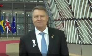 Klaus Iohannis l-a felicitat pe Vladimir Putin pentru câştigarea unui nou mandat