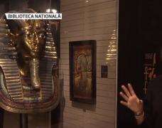 Celebra mască a lui Tutankhamon, regele-copil al Egiptului, a ajuns la Bucureşti