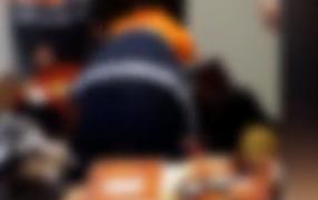 Scene şocante într-o primărie din Argeş. Consiliera unui edil a lua-o la bătaie pe secretară