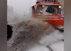 Nebunia unui angajat RATB era să provoace o tragedie într-o staţie de metrou