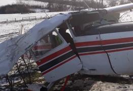 Avion prăbușit imediat după decolare. Cei doi piloți au încercat să aterizeze de urgență