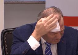 Ministrul Transporturilor a răspuns în bataie de joc întrebărilor jurnaliştilor pe care i-a chemat la o conferinţă de presă