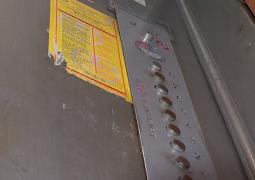 O femeie s-a prăbuşit cu liftul, în centrul Capitalei, cu 14 zile înainte de revizia anuală a ascensorului