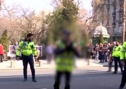 Un bărbat înarmat cu un cuţit a vrut să se sinucidă în faţa Primăriei Capitalei