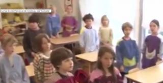 Francezii sunt obligaţi să îşi trimită copiii la şcoală de la vârsta de trei ani, începând cu viitorul an şcolar