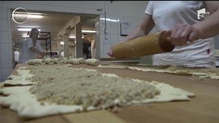 Comenzi pe bandă rulantă în Harghita pentru cozonacii de pe masa de Paşti