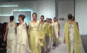 Colecții spectaculoase la Săptămâna Modei din Pakistan!