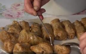 Sarmalele de post, obicei străvechi păstrat de catolici în Joia Mare