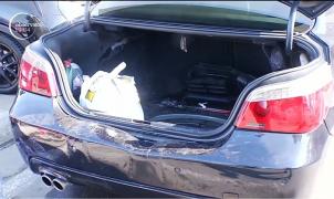 Un deodorant uitat în portbagaj a provocat un incendiu, într-un bolid parcat în Piaţa Victoriei!