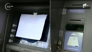 Accident bizar la Oradea. Copil de 2 ani electrocutat, după ce a pus mâna pe un bancomat