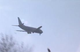 Momentele de groază trăite de pasagerii unei curse low cost Cluj - Bucureşti: 'Panică mare, am simţit miros de fum'