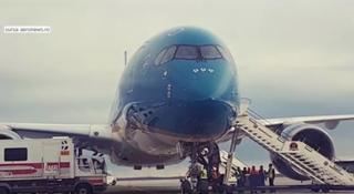 Aeronavă comercială de mari dimensiuni, aterizare de urgenţă pe aeroportul Otopeni