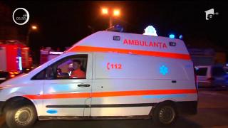 O femeie a murit, iar soţul ei se luptă pentru viaţă după ce maşina lor a fost izbită de un bolid în Piteşti