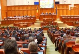 Mini-vacanţa de Paşte s-a transformat în concediu pentru parlamentari. Câte zile libere au aleșii