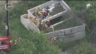 Un băiat de 13 ani a supravieţuit mai bine de 12 ore într-o conductă subterană de ape reziduale