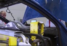 Românii din străinătate se laudă cu prime de Paşte de mii de euro