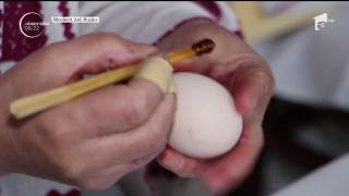 Este Joia Mare. Conform tradiţiei se vopsesc ouăle de Paşti