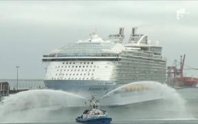 Cel mai mare vapor de croazieră din lume a plecat în primul său voiaj