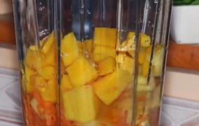 Cura de detoxifiere, sfântă după sărbători. Nutriţioniştii ne recomandă smoothie-uri pentru silueta ideală