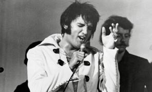 Elvis Presley s-a sinucis, spune fosta lui soţie, Priscilla