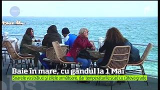 Vremea este din ce în ce mai frumoasă, pe Litoral, aşa că unii au îndrăznit să încerce apa mării