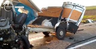 Clipe dramatice în Dolj! Un bărbat de 27 de ani a murit, iar doi oameni au fost grav răniţi, într-un accident cumplit