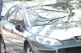 Şoferul care a lovit o fetiţă pe trecerea de pietoni este în continuare de negăsit