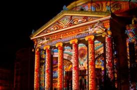 Bucureştiul a devenit capitala luminii! Artişti din 11 ţări vor face spectacol în fiecare seară, până la sfârşitul săptămânii