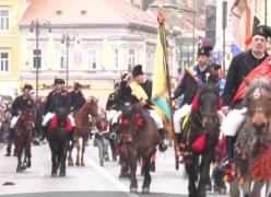Parada Junilor, spectacol cu tradiţie în Brașov