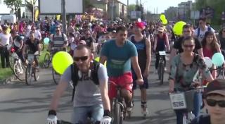 Spectacol de culoare pe două roţi, de record, în Timişoara!