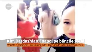 Kim Kardashian s-a întors la şcoală!