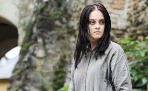 O tânără actriţă din Bacău este personajul principal într-o comedie horror, alături de Armand Assante