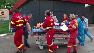 Elevă de 14 ani, căzută de la geamul școlii la Târgu Mureş. Copila e în pericol să rămână paralizată