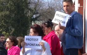 Grevă generală, din cauza veniturilor diminuate din Sănătate. Autorităţile spun că regulamentul de sporuri încă se calculează