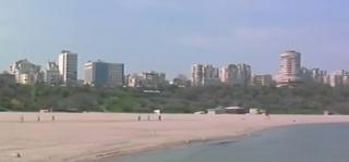 Sezonul estival bate la uşă, dar plajele de la malul mării sunt încă nepregătite