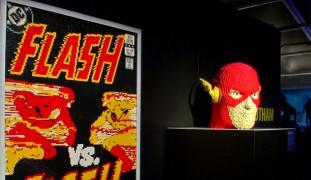 Expoziție cu supereroi din Lego