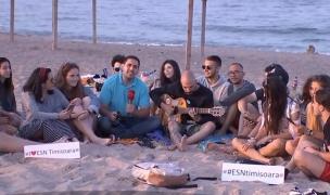 Fără griji și fără planuri în Vama Veche, de 1 Mai. Tinerii petrecăreţi au umplut deja plajele din Vamă
